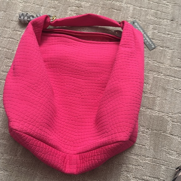 Sondra Roberts Pink Hobo Bag with Textured Design - Picture 1 of 11